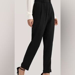 Women's Express High Rise Pleated Tapered Dress Pants | Size 8 R